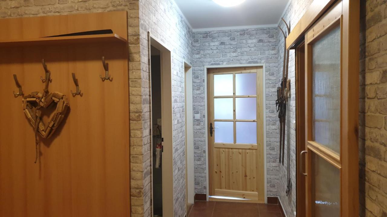 Apartma Raj V Ramzove Ostružná Exterior foto